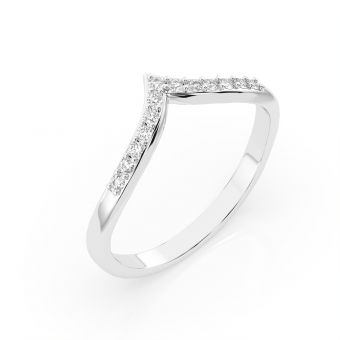 Women's ring with diamonds 