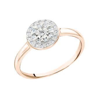 Women's ring with diamonds 