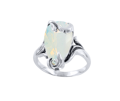 Women's ring with moonstone 
