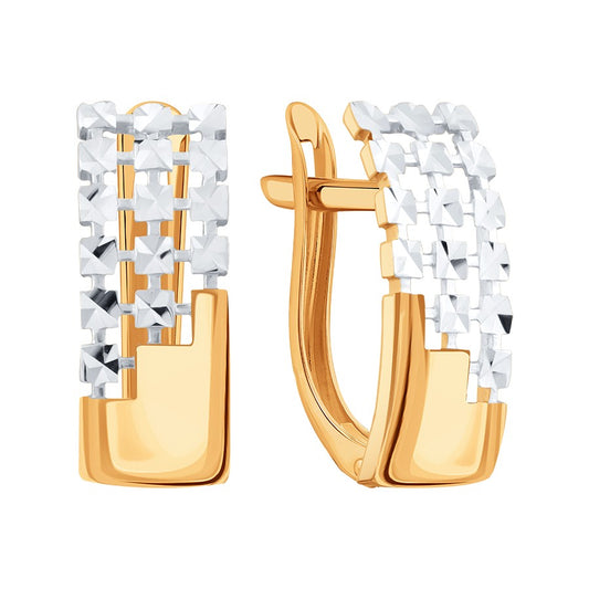 Ohrringe mit Diamantschnitt